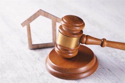 SCJ establece que la existencia de una litis sobre derechos registrados pendiente no justifica la anulación de una sentencia de adjudicación