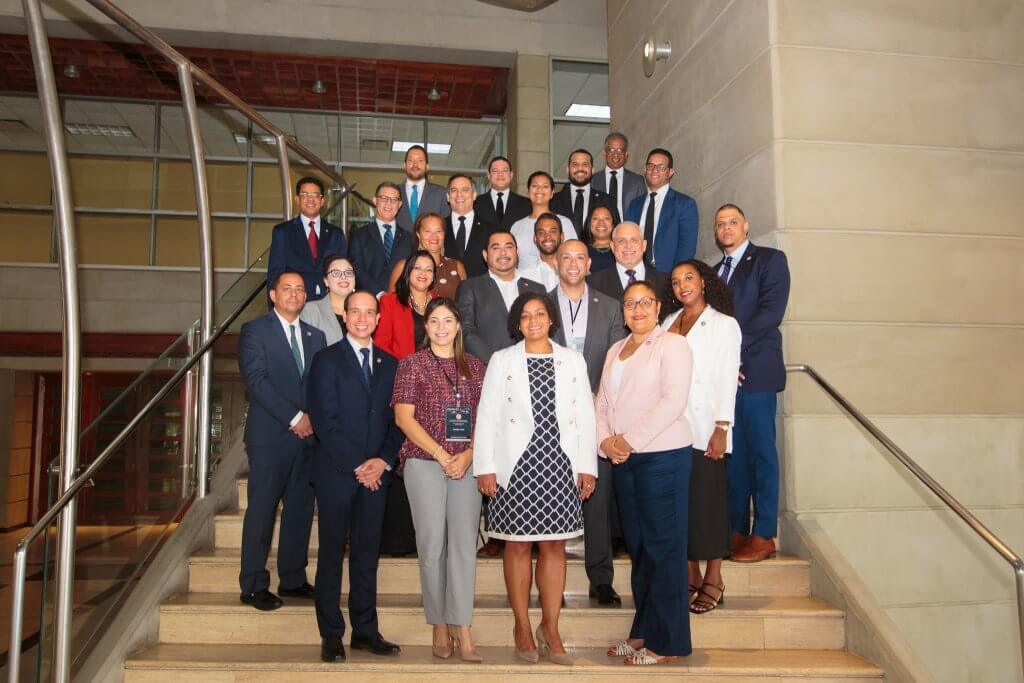 Magistrado Luis Henry Molina se reúne con jueces y representantes del Colegio de Abogados de Nueva York