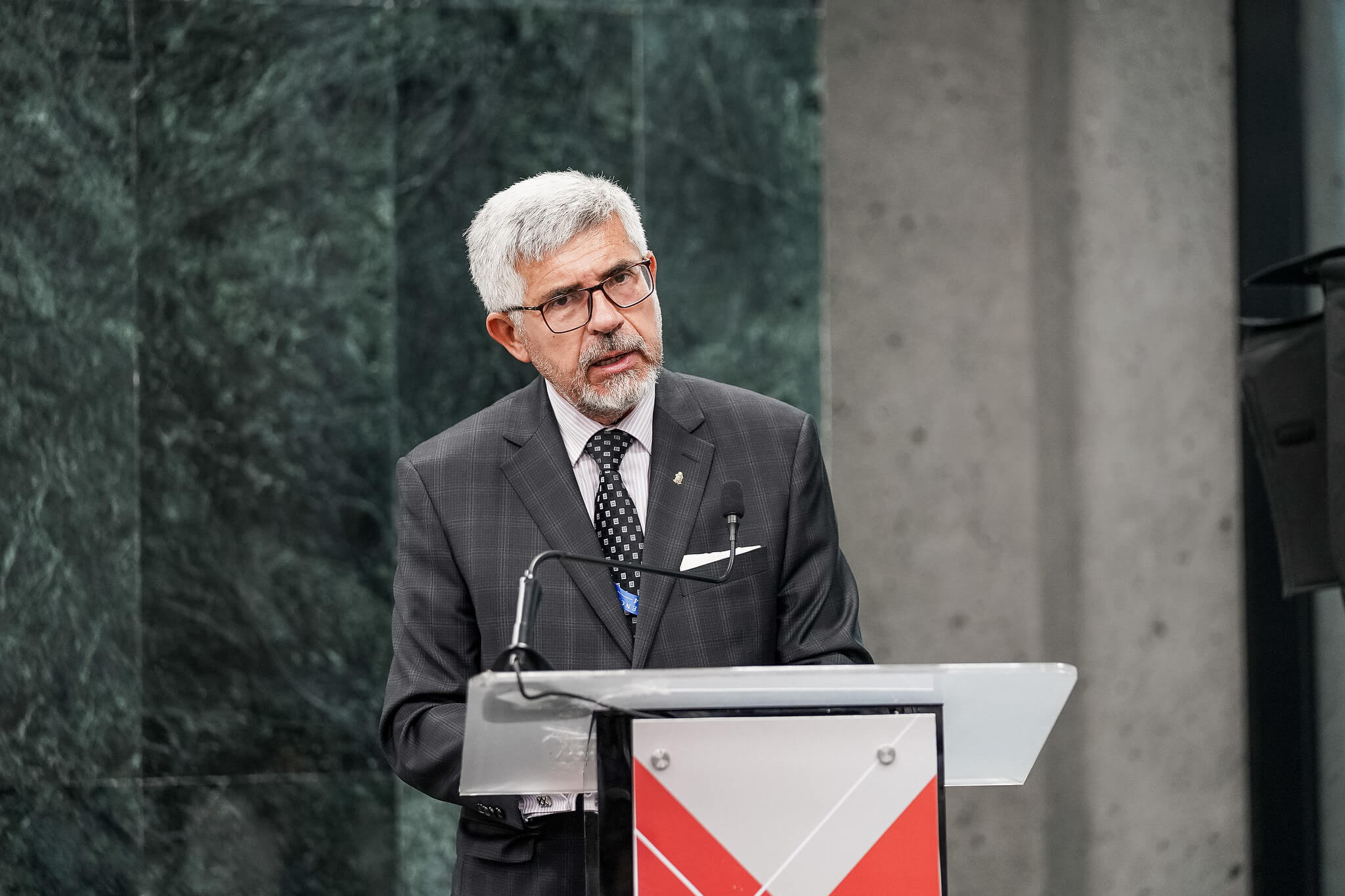 Henry Molina destaca empatía y respeto por la dignidad humana deben ser valores fundamentales dentro del perfil del juez