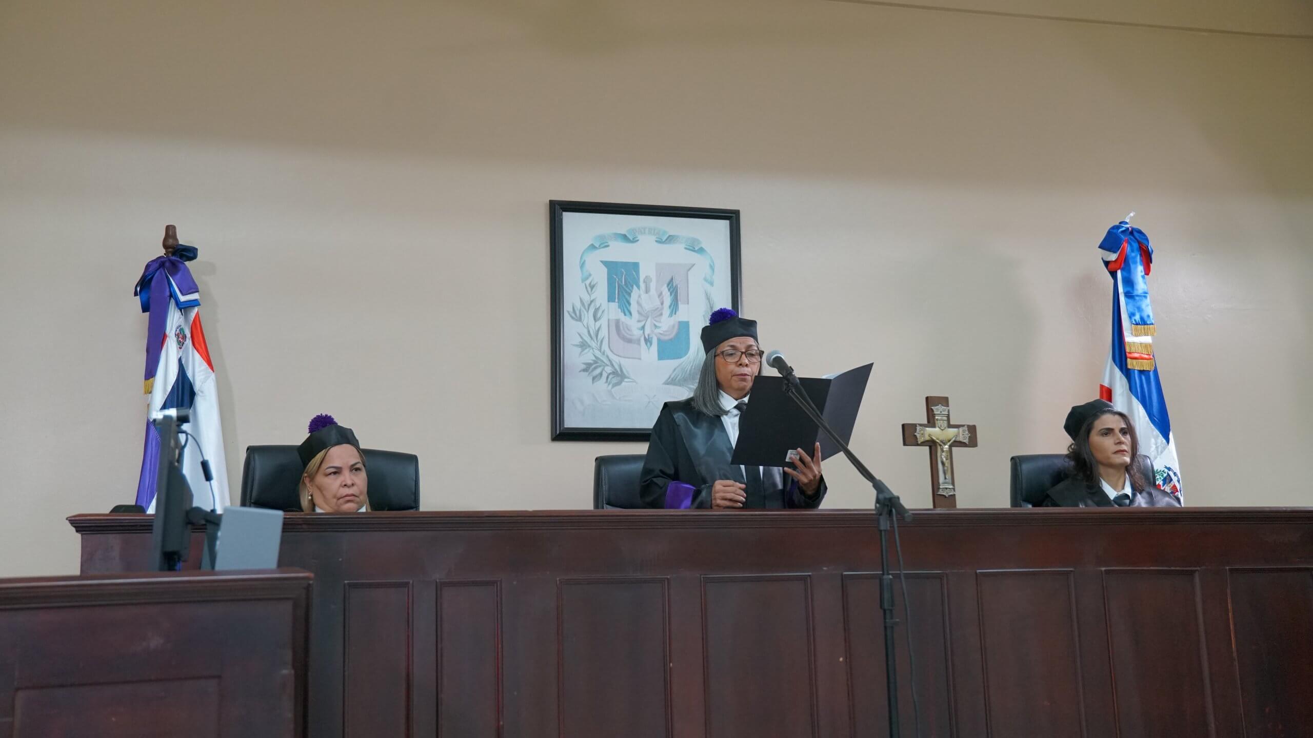 Tribunales del Departamento Judicial de Montecristi alcanzaron el 70 % de sus salas sin retardo judicial