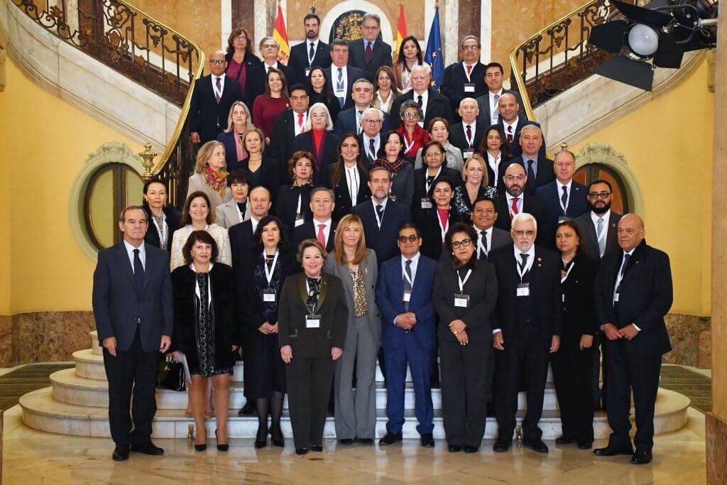 Grupo de Personas Posando