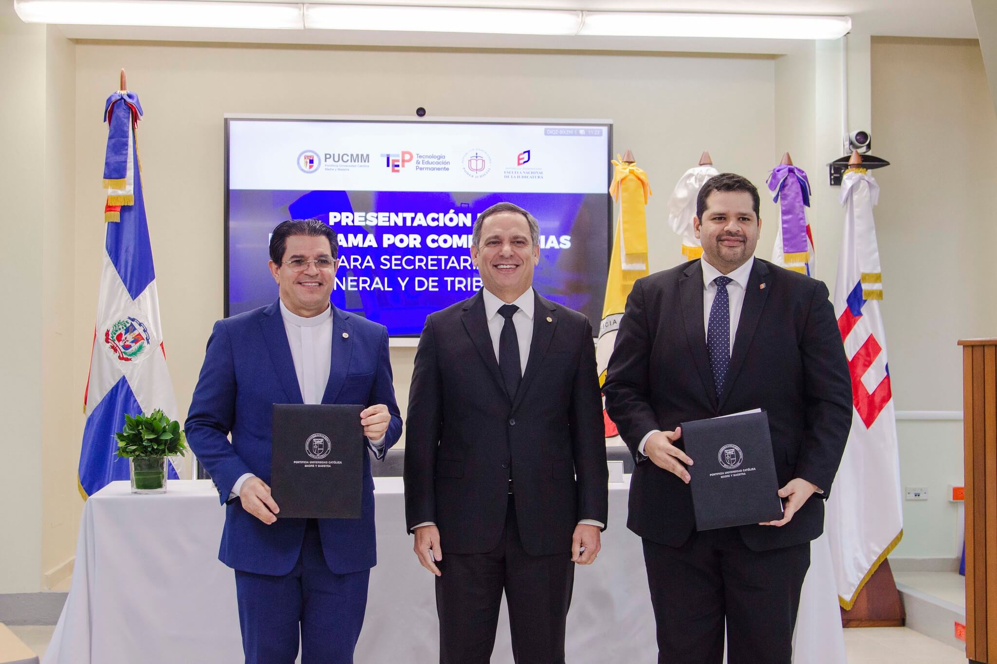 Escuela Nacional de la Judicatura y PUCMM formarán personal del Poder Judicial para fortalecer competencia y calidad del servicio